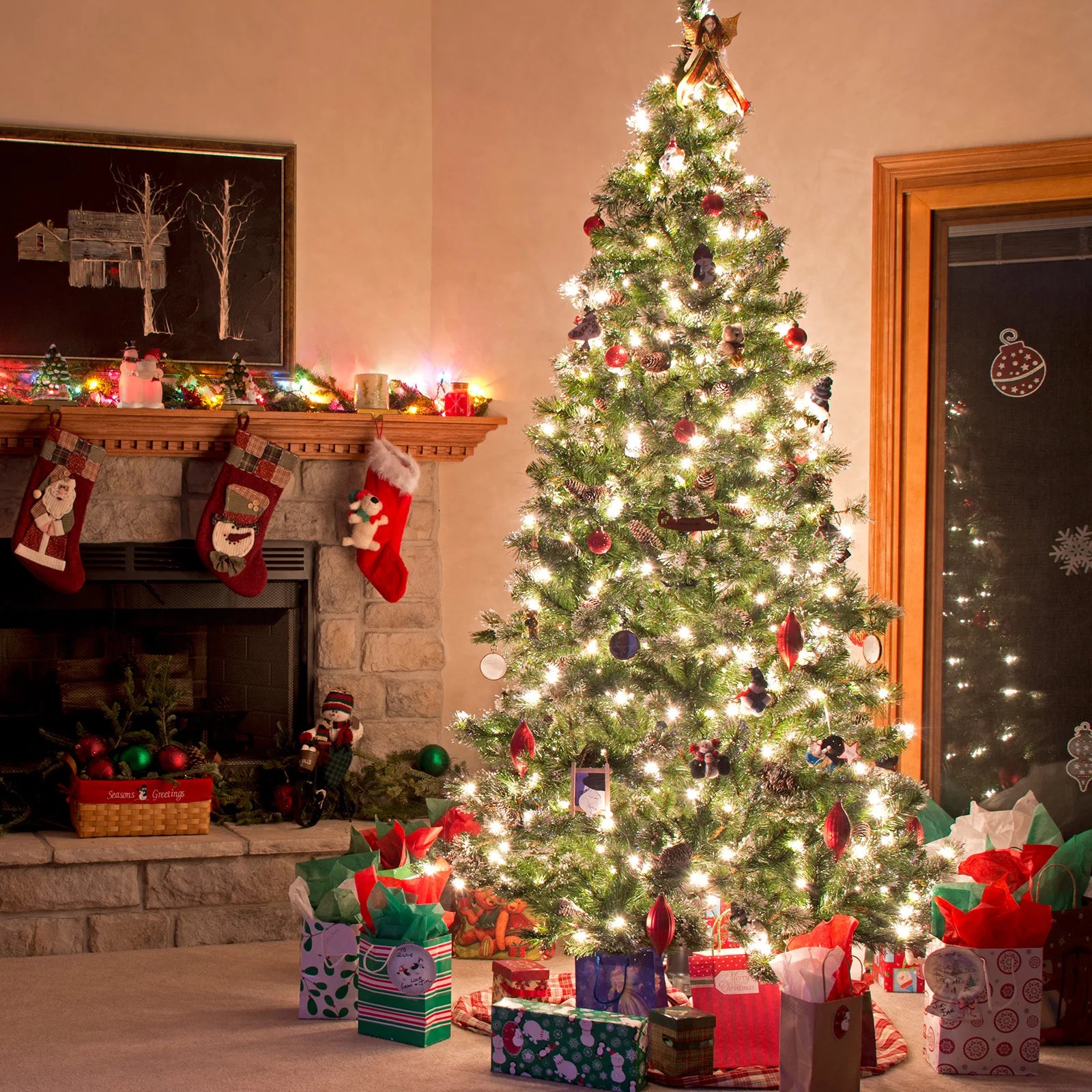 Kunstkerstboom 180-210cm | Met of Zonder LED Verlichting | PVC + Houten Standaard | Snelle Montage